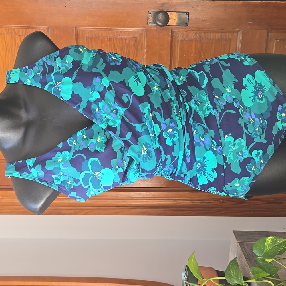 L.L.Bean Floral Slimming Full-Coverage Wrap One-Piece US 10 Long